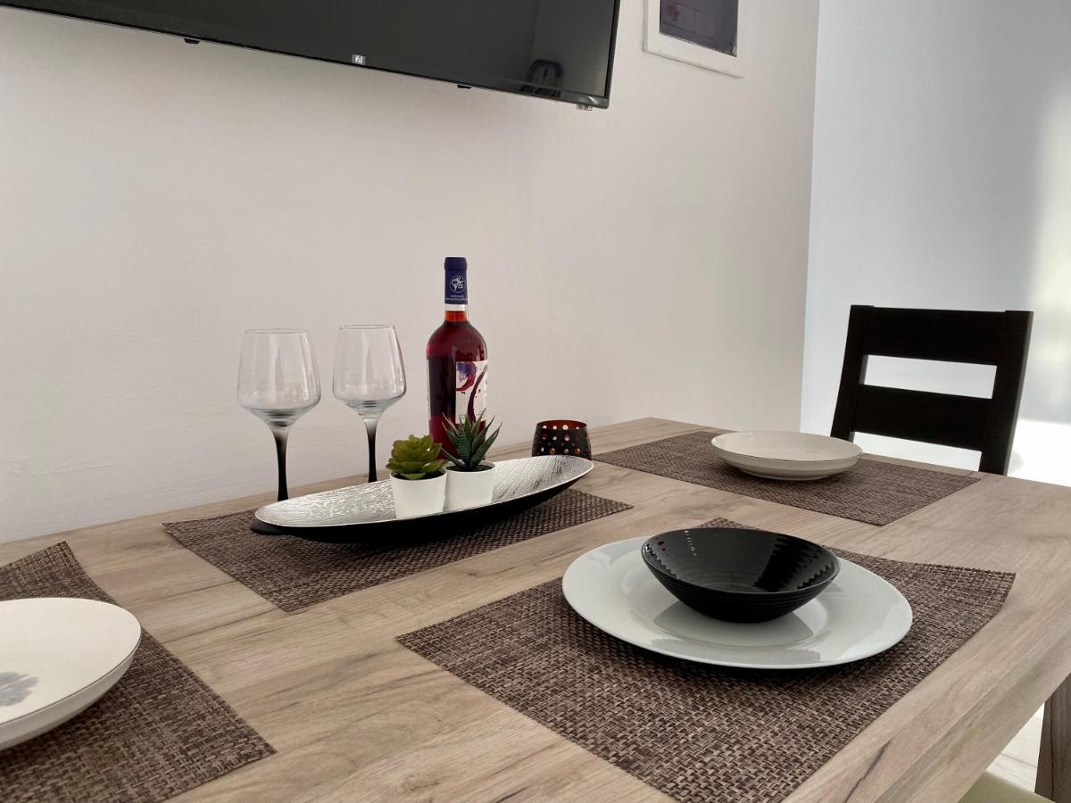 Central, Sunny & Spacious Apartment, In Kos, "1" 外观 照片