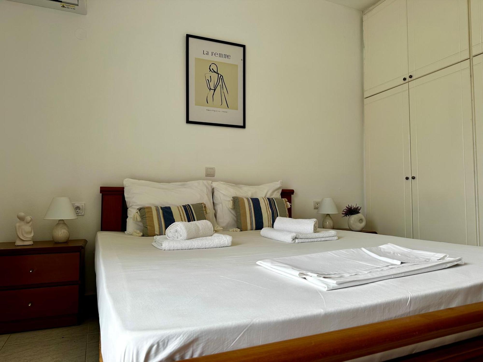 Central, Sunny & Spacious Apartment, In Kos, "1" 外观 照片
